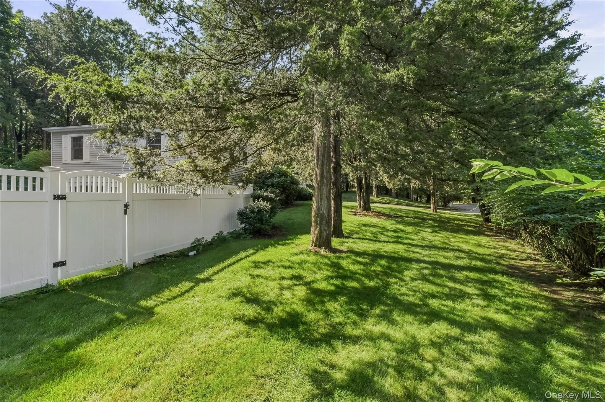 10 Oak Bend Road, Poughkeepsie, NY, 3 Bedrooms Bedrooms, 7 Rooms Rooms,2 BathroomsBathrooms,Residential,For Rent,Oak Bend,0,1046807 10 Oak Bend Road, Poughkeepsie, NY, 3 Bedrooms Bedrooms, 7 Rooms Rooms,2 BathroomsBathrooms,Residential,For Rent,Oak Bend,0,1046807