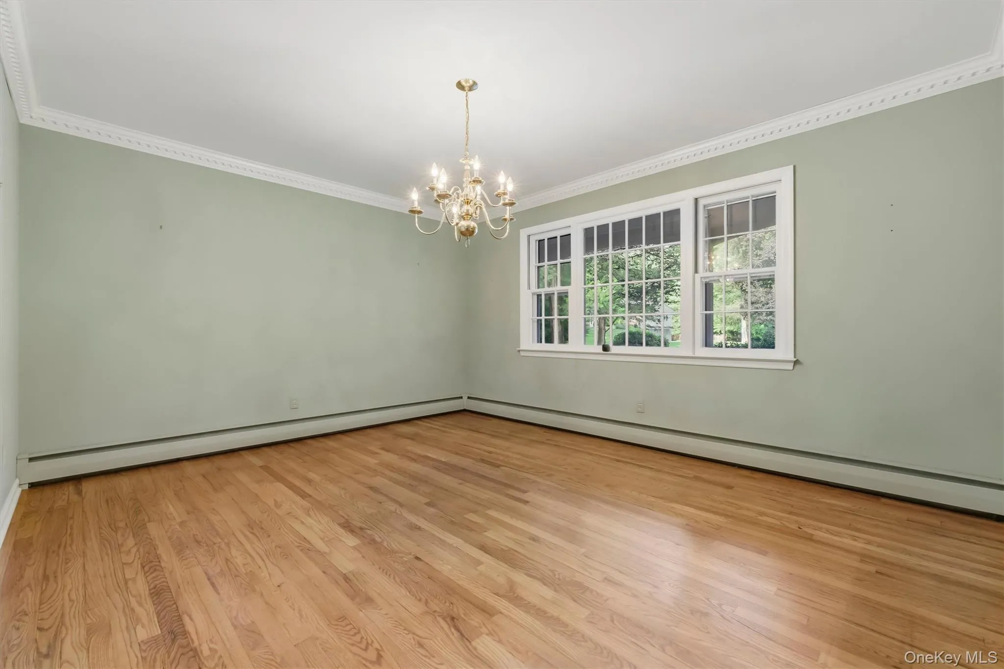 Hardwood floors Hardwood floors