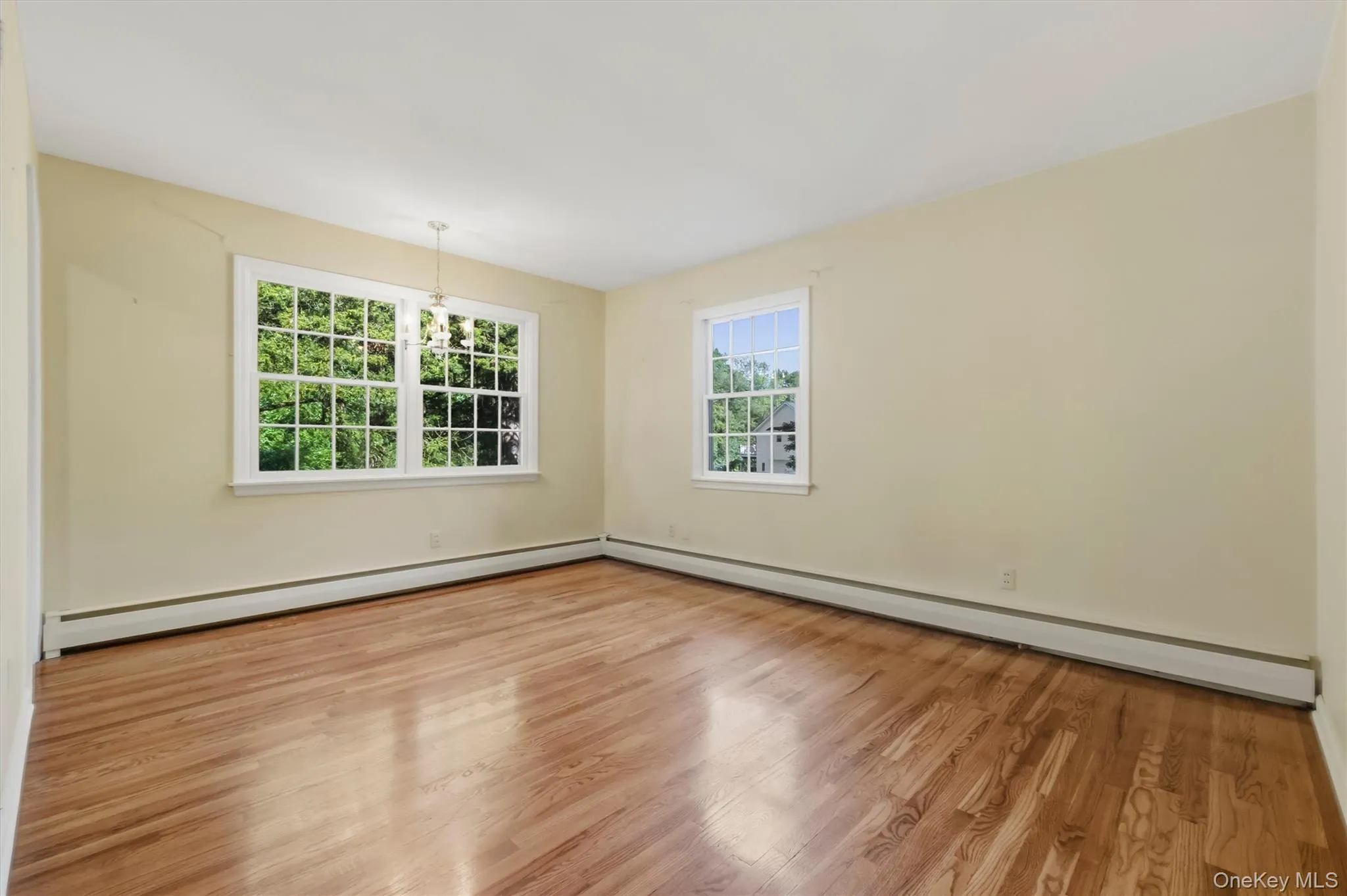 Hardwood floors Hardwood floors