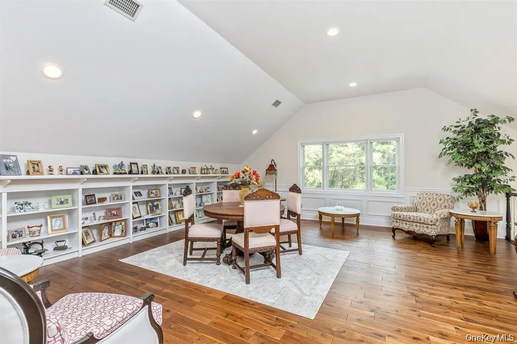 15 The Chase, Smithtown, NY, 6 Bedrooms Bedrooms, 11 Rooms Rooms,5 BathroomsBathrooms,Residential,For Rent,The Chase,0,1046808 15 The Chase, Smithtown, NY, 6 Bedrooms Bedrooms, 11 Rooms Rooms,5 BathroomsBathrooms,Residential,For Rent,The Chase,0,1046808
