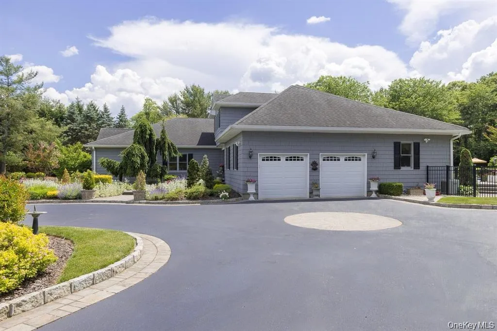 15 The Chase, Smithtown, NY, 6 Bedrooms Bedrooms, 11 Rooms Rooms,5 BathroomsBathrooms,Residential,For Rent,The Chase,0,1046808 15 The Chase, Smithtown, NY, 6 Bedrooms Bedrooms, 11 Rooms Rooms,5 BathroomsBathrooms,Residential,For Rent,The Chase,0,1046808
