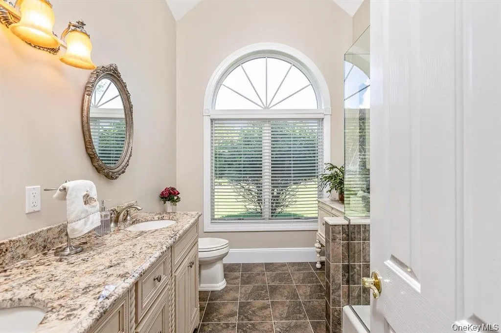 15 The Chase, Smithtown, NY, 6 Bedrooms Bedrooms, 11 Rooms Rooms,5 BathroomsBathrooms,Residential,For Rent,The Chase,0,1046808 15 The Chase, Smithtown, NY, 6 Bedrooms Bedrooms, 11 Rooms Rooms,5 BathroomsBathrooms,Residential,For Rent,The Chase,0,1046808