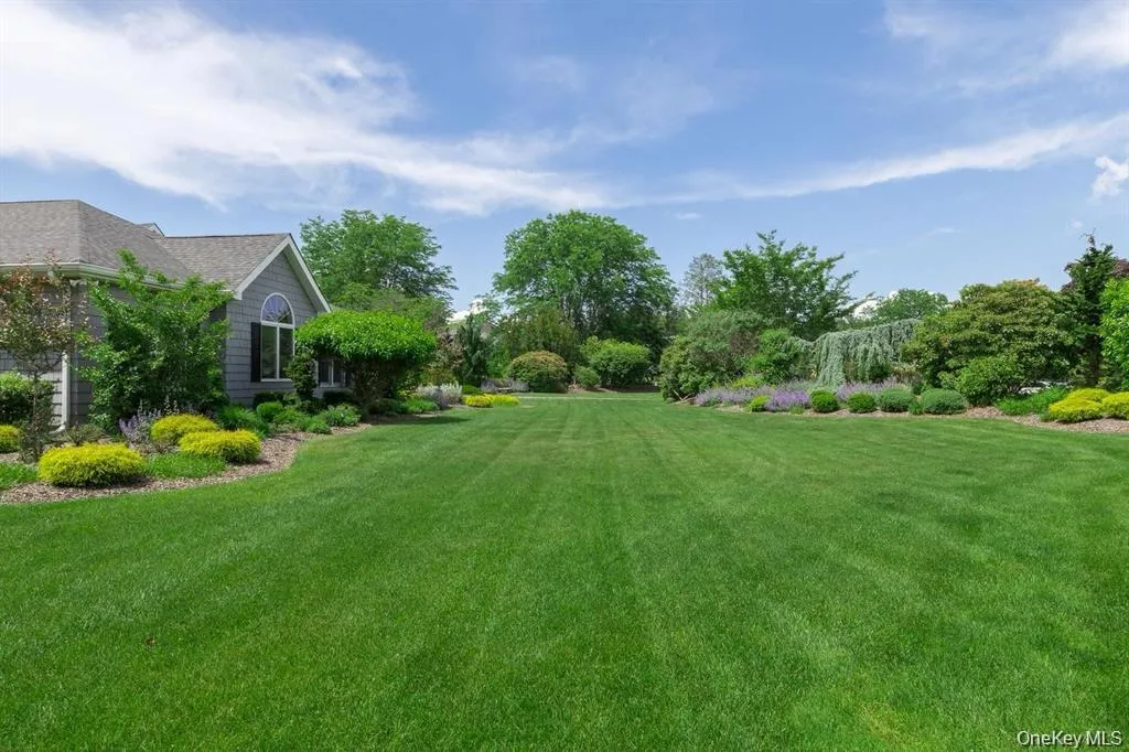 15 The Chase, Smithtown, NY, 6 Bedrooms Bedrooms, 11 Rooms Rooms,5 BathroomsBathrooms,Residential,For Rent,The Chase,0,1046808 15 The Chase, Smithtown, NY, 6 Bedrooms Bedrooms, 11 Rooms Rooms,5 BathroomsBathrooms,Residential,For Rent,The Chase,0,1046808