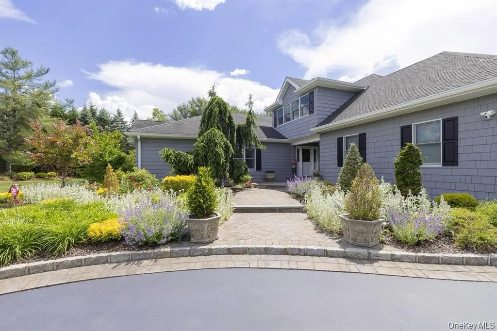 15 The Chase, Smithtown, NY, 6 Bedrooms Bedrooms, 11 Rooms Rooms,5 BathroomsBathrooms,Residential,For Rent,The Chase,0,1046808 15 The Chase, Smithtown, NY, 6 Bedrooms Bedrooms, 11 Rooms Rooms,5 BathroomsBathrooms,Residential,For Rent,The Chase,0,1046808