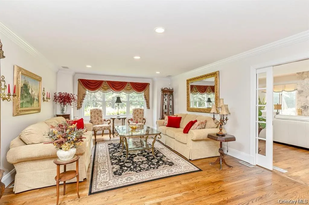 15 The Chase, Smithtown, NY, 6 Bedrooms Bedrooms, 11 Rooms Rooms,5 BathroomsBathrooms,Residential,For Rent,The Chase,0,1046808 15 The Chase, Smithtown, NY, 6 Bedrooms Bedrooms, 11 Rooms Rooms,5 BathroomsBathrooms,Residential,For Rent,The Chase,0,1046808