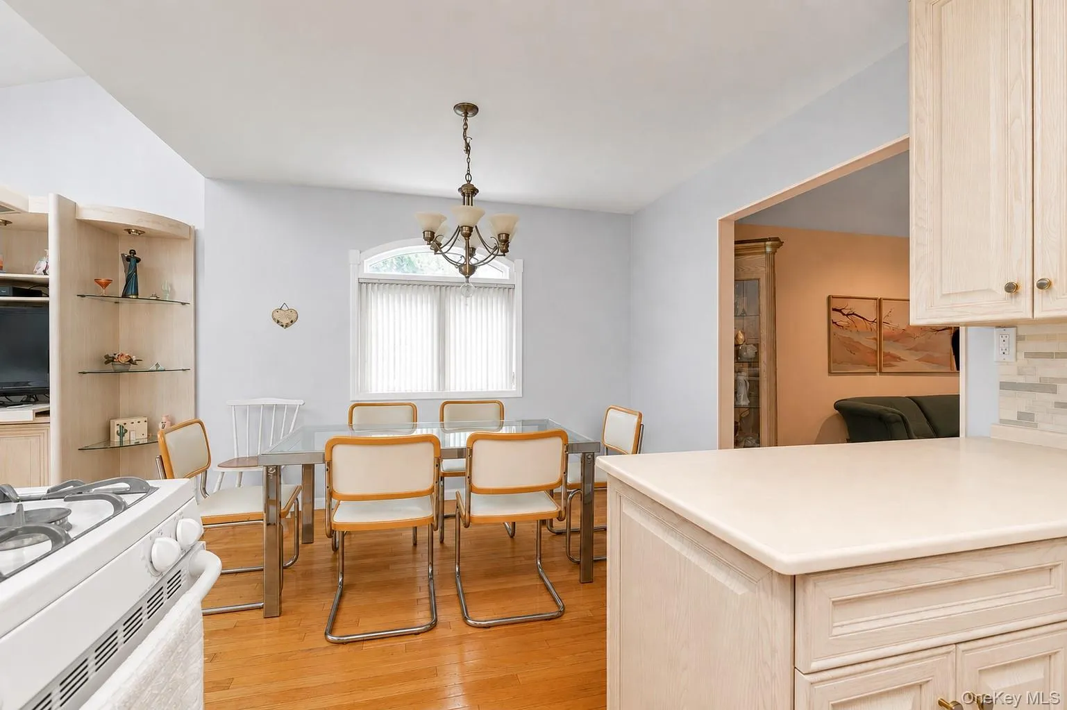 67-03 214th Street, New York, NY, 3 Bedrooms Bedrooms, 6 Rooms Rooms,1 BathroomBathrooms,Residential,For Rent,214th,0,1046813 67-03 214th Street, New York, NY, 3 Bedrooms Bedrooms, 6 Rooms Rooms,1 BathroomBathrooms,Residential,For Rent,214th,0,1046813