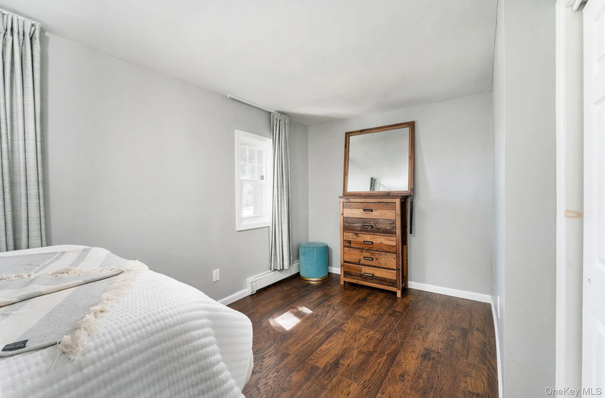 51 Norwood Avenue, Brookhaven, NY, 3 Bedrooms Bedrooms, 8 Rooms Rooms,2 BathroomsBathrooms,Residential,For Rent,Norwood,0,1046814 51 Norwood Avenue, Brookhaven, NY, 3 Bedrooms Bedrooms, 8 Rooms Rooms,2 BathroomsBathrooms,Residential,For Rent,Norwood,0,1046814