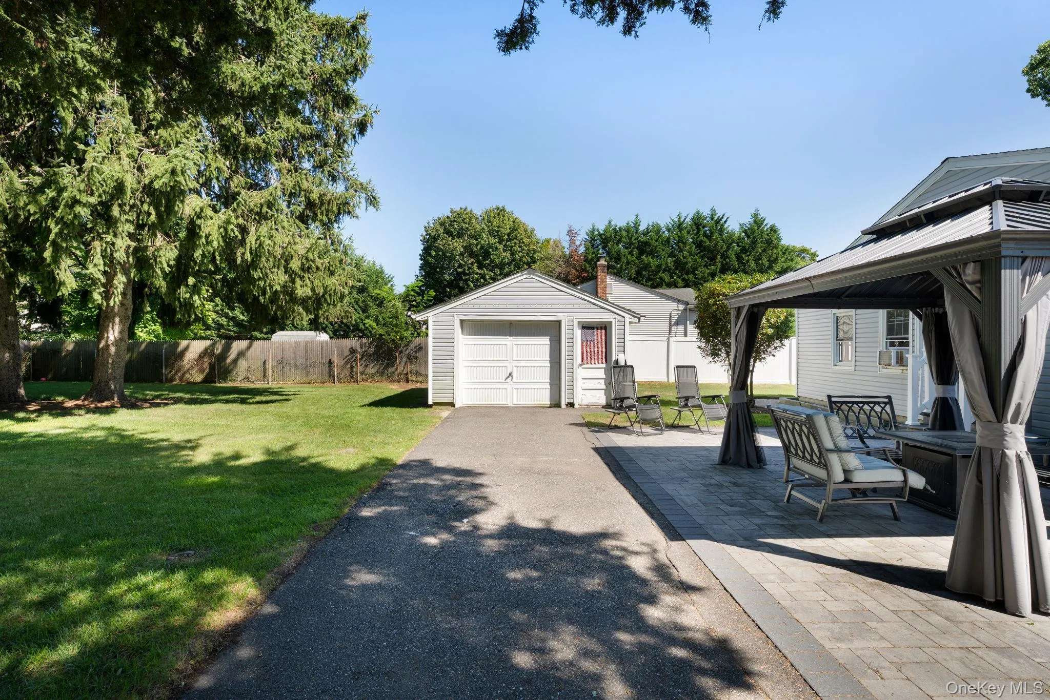 51 Norwood Avenue, Brookhaven, NY, 3 Bedrooms Bedrooms, 8 Rooms Rooms,2 BathroomsBathrooms,Residential,For Rent,Norwood,0,1046814 51 Norwood Avenue, Brookhaven, NY, 3 Bedrooms Bedrooms, 8 Rooms Rooms,2 BathroomsBathrooms,Residential,For Rent,Norwood,0,1046814