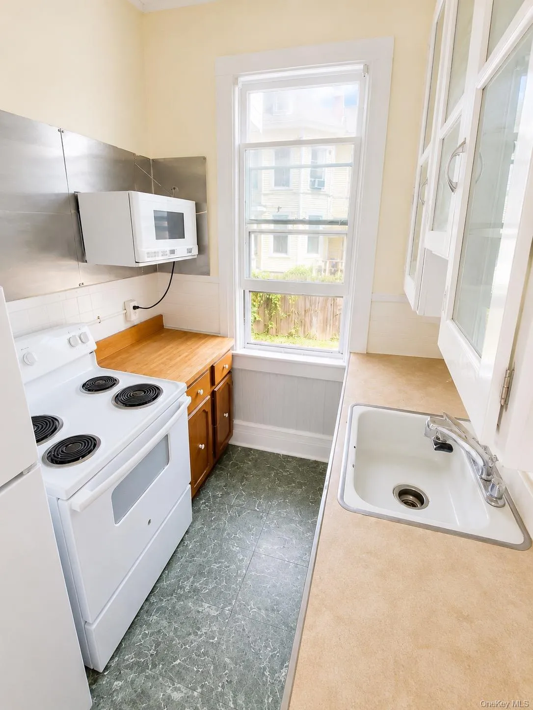 33 Virginia, Poughkeepsie, NY, 1 Bedroom Bedrooms, 3 Rooms Rooms,1 BathroomBathrooms,Residential Lease,For Rent,Virginia,0,1046816 33 Virginia, Poughkeepsie, NY, 1 Bedroom Bedrooms, 3 Rooms Rooms,1 BathroomBathrooms,Residential Lease,For Rent,Virginia,0,1046816