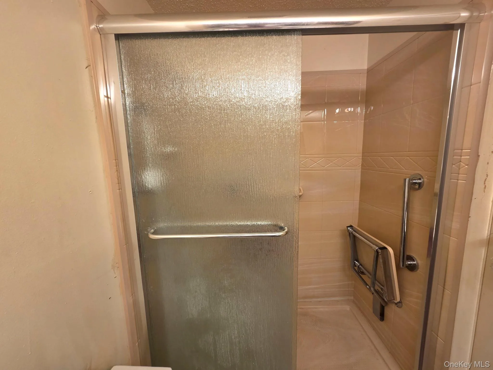 1988 Vyse Avenue, New York, NY, 3 Bedrooms Bedrooms, 6 Rooms Rooms,1 BathroomBathrooms,Residential,For Rent,Vyse,0,1046817 1988 Vyse Avenue, New York, NY, 3 Bedrooms Bedrooms, 6 Rooms Rooms,1 BathroomBathrooms,Residential,For Rent,Vyse,0,1046817