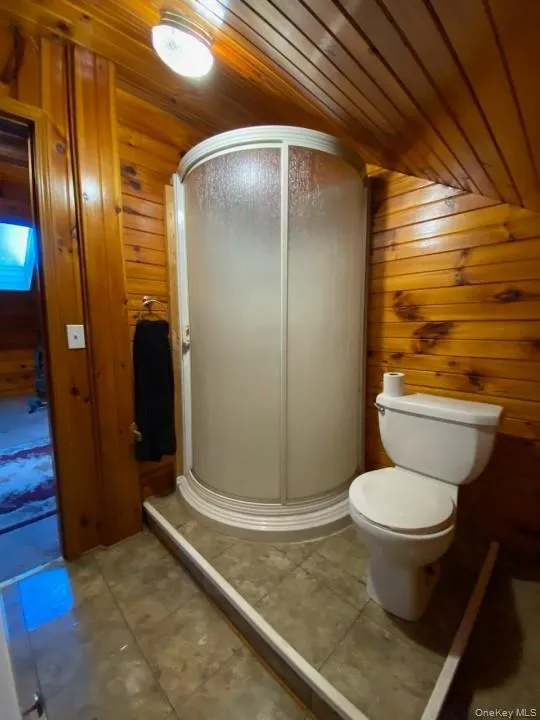 Bath Room Bath Room