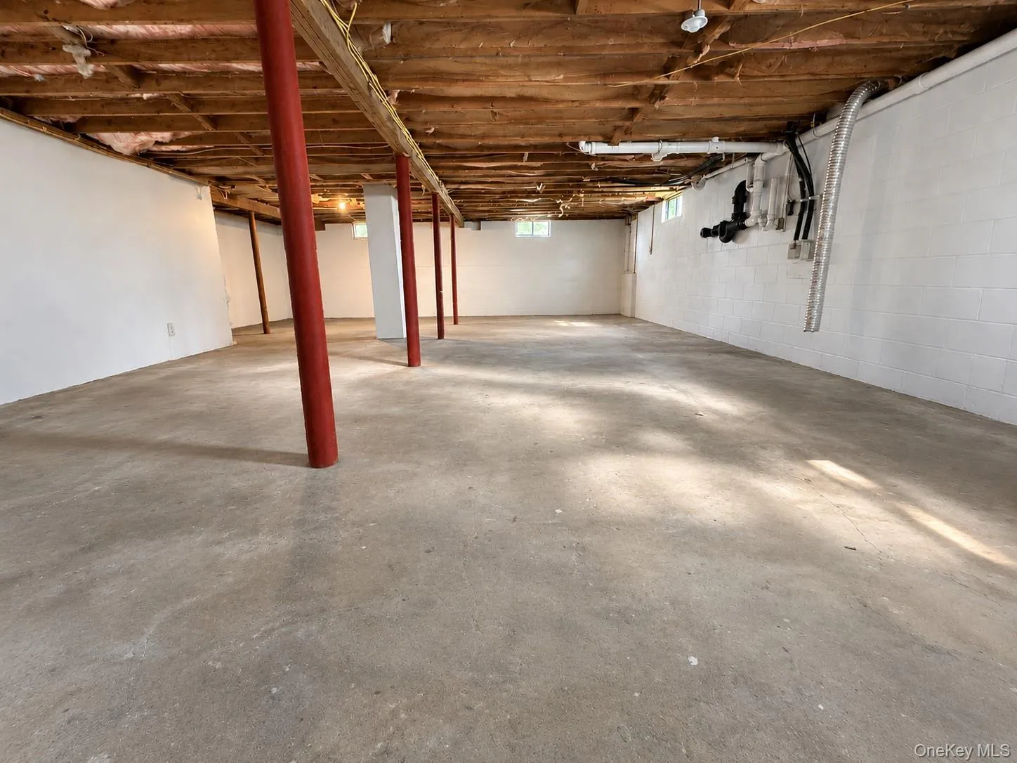 220 Moriches Avenue, Brookhaven, NY, 3 Bedrooms Bedrooms, 5 Rooms Rooms,1 BathroomBathrooms,Residential,For Rent,Moriches,0,1046823 220 Moriches Avenue, Brookhaven, NY, 3 Bedrooms Bedrooms, 5 Rooms Rooms,1 BathroomBathrooms,Residential,For Rent,Moriches,0,1046823