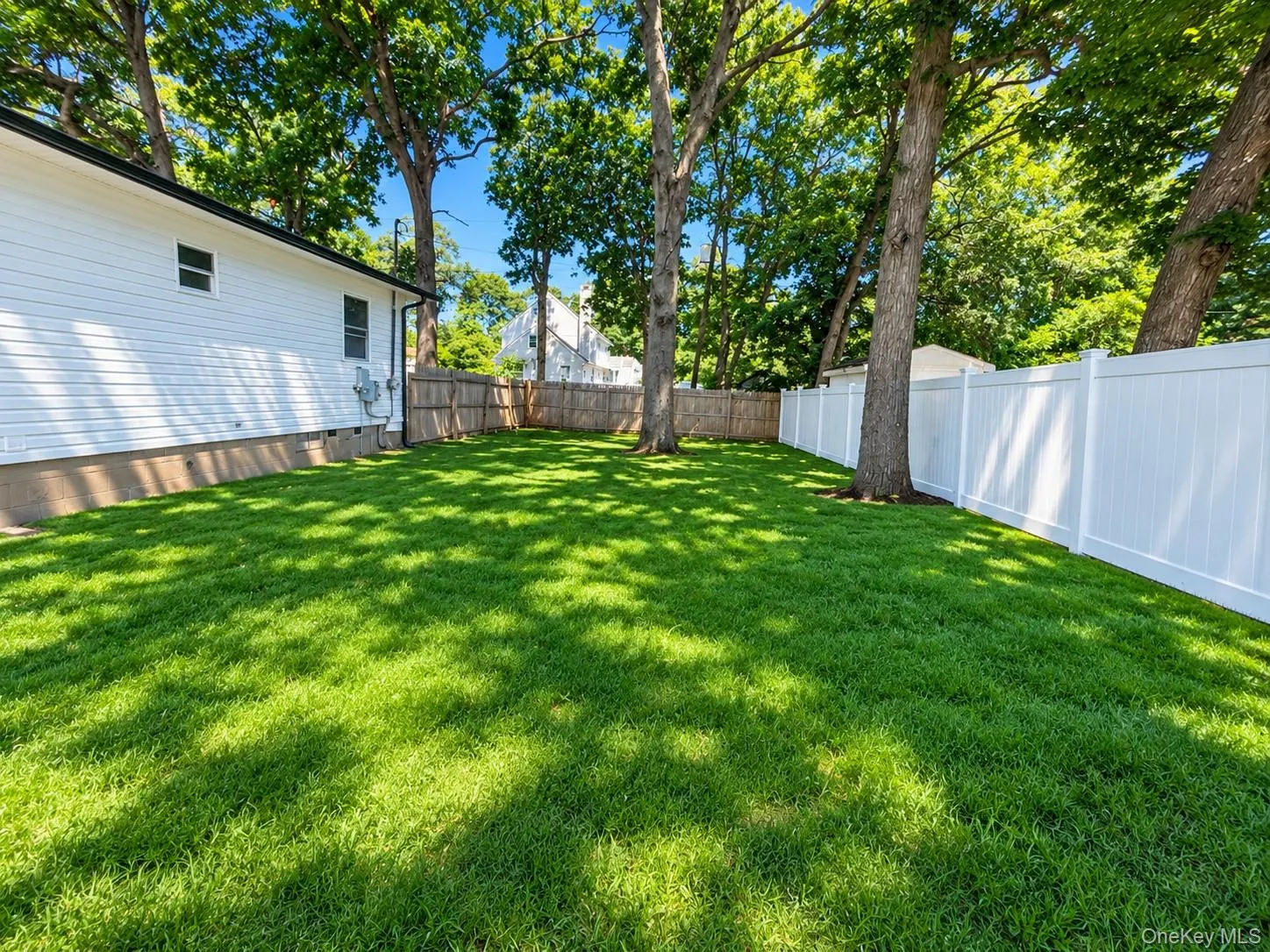 220 Moriches Avenue, Brookhaven, NY, 3 Bedrooms Bedrooms, 5 Rooms Rooms,1 BathroomBathrooms,Residential,For Rent,Moriches,0,1046823 220 Moriches Avenue, Brookhaven, NY, 3 Bedrooms Bedrooms, 5 Rooms Rooms,1 BathroomBathrooms,Residential,For Rent,Moriches,0,1046823