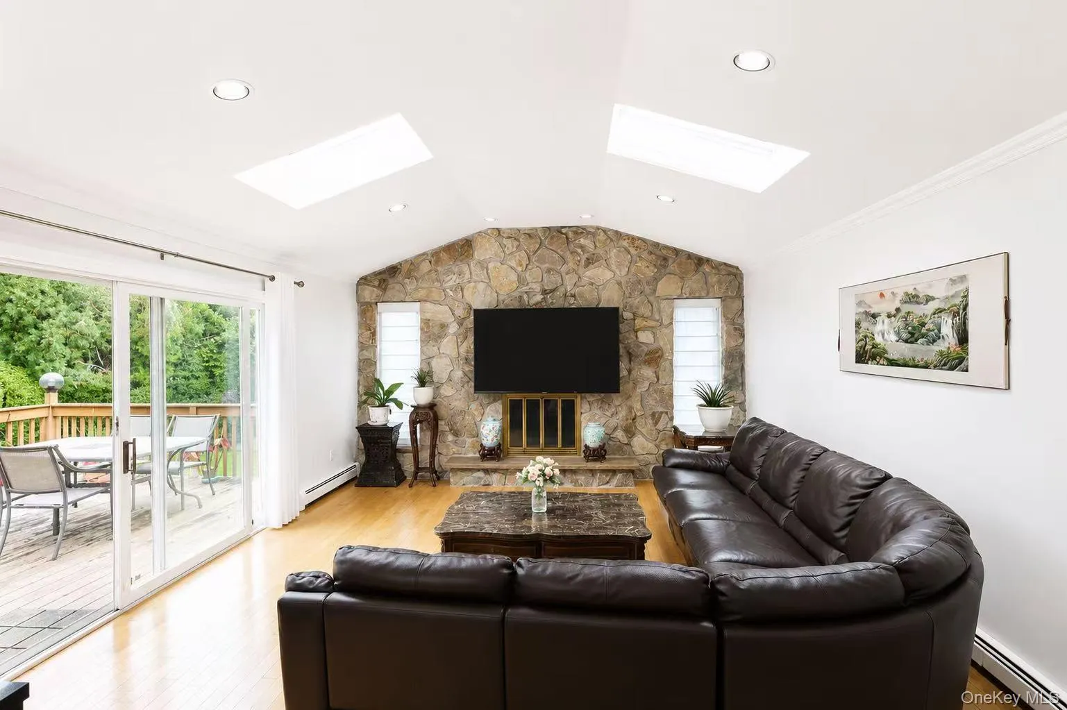 54 Magnolia Lane, Oyster Bay, NY, 3 Bedrooms Bedrooms, 8 Rooms Rooms,3 BathroomsBathrooms,Residential,For Rent,Magnolia,0,1046827 54 Magnolia Lane, Oyster Bay, NY, 3 Bedrooms Bedrooms, 8 Rooms Rooms,3 BathroomsBathrooms,Residential,For Rent,Magnolia,0,1046827