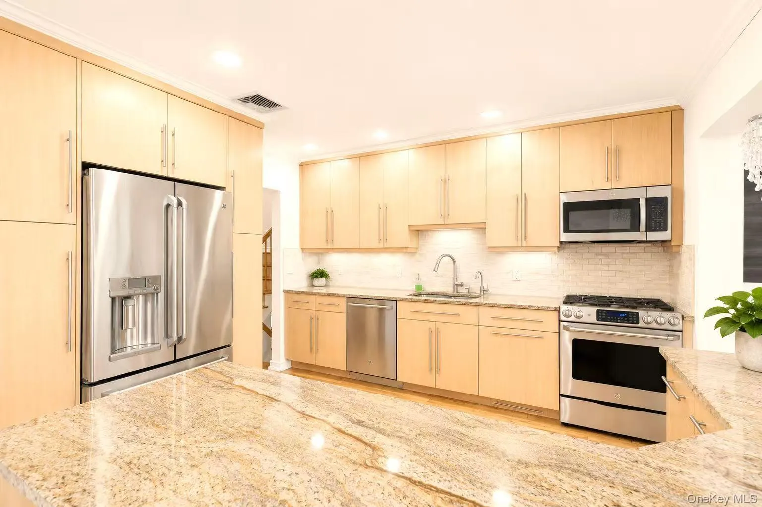 54 Magnolia Lane, Oyster Bay, NY, 3 Bedrooms Bedrooms, 8 Rooms Rooms,3 BathroomsBathrooms,Residential,For Rent,Magnolia,0,1046827 54 Magnolia Lane, Oyster Bay, NY, 3 Bedrooms Bedrooms, 8 Rooms Rooms,3 BathroomsBathrooms,Residential,For Rent,Magnolia,0,1046827