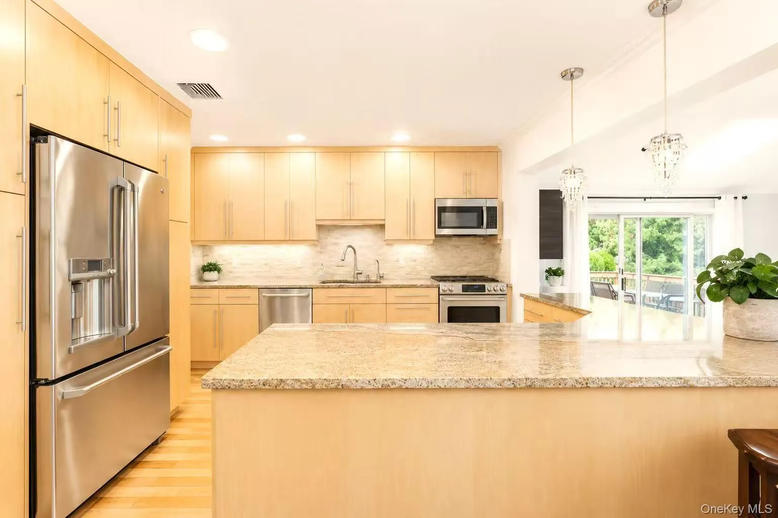 54 Magnolia Lane, Oyster Bay, NY, 3 Bedrooms Bedrooms, 8 Rooms Rooms,3 BathroomsBathrooms,Residential,For Rent,Magnolia,0,1046827 54 Magnolia Lane, Oyster Bay, NY, 3 Bedrooms Bedrooms, 8 Rooms Rooms,3 BathroomsBathrooms,Residential,For Rent,Magnolia,0,1046827