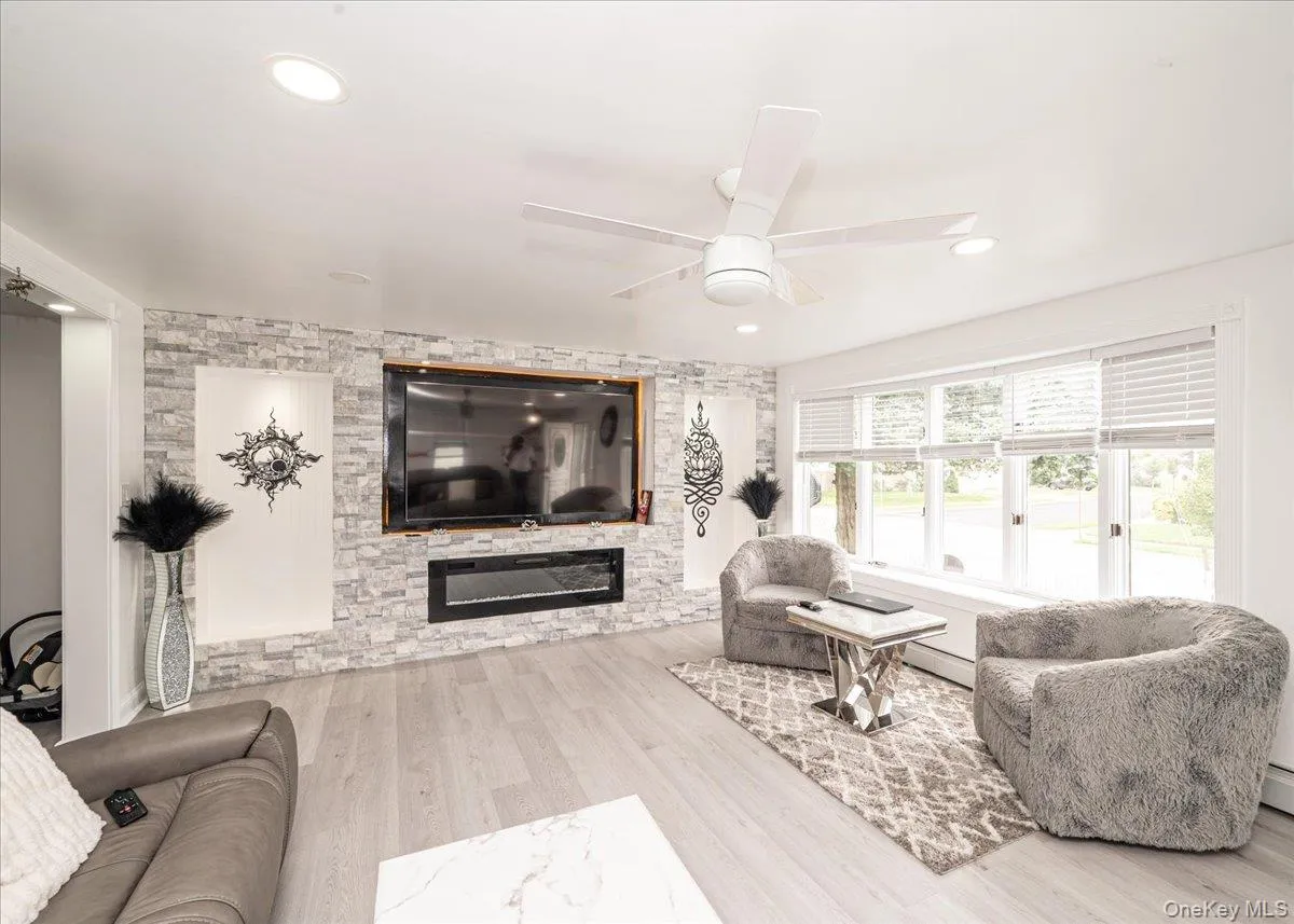2696 Alder Road, Hempstead, NY, 4 Bedrooms Bedrooms, 8 Rooms Rooms,2 BathroomsBathrooms,Residential,For Rent,Alder,0,1046828 2696 Alder Road, Hempstead, NY, 4 Bedrooms Bedrooms, 8 Rooms Rooms,2 BathroomsBathrooms,Residential,For Rent,Alder,0,1046828