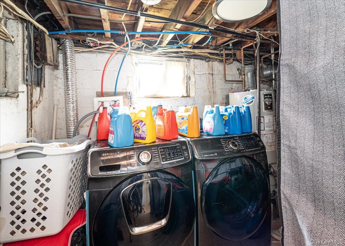 2696 Alder Road, Hempstead, NY, 4 Bedrooms Bedrooms, 8 Rooms Rooms,2 BathroomsBathrooms,Residential,For Rent,Alder,0,1046828 2696 Alder Road, Hempstead, NY, 4 Bedrooms Bedrooms, 8 Rooms Rooms,2 BathroomsBathrooms,Residential,For Rent,Alder,0,1046828