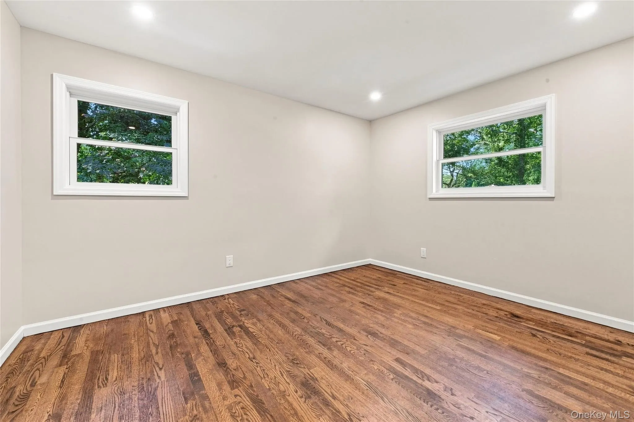 10 Moonedge Road, Huntington, NY, 4 Bedrooms Bedrooms, 9 Rooms Rooms,3 BathroomsBathrooms,Residential,For Rent,Moonedge,0,1046829 10 Moonedge Road, Huntington, NY, 4 Bedrooms Bedrooms, 9 Rooms Rooms,3 BathroomsBathrooms,Residential,For Rent,Moonedge,0,1046829