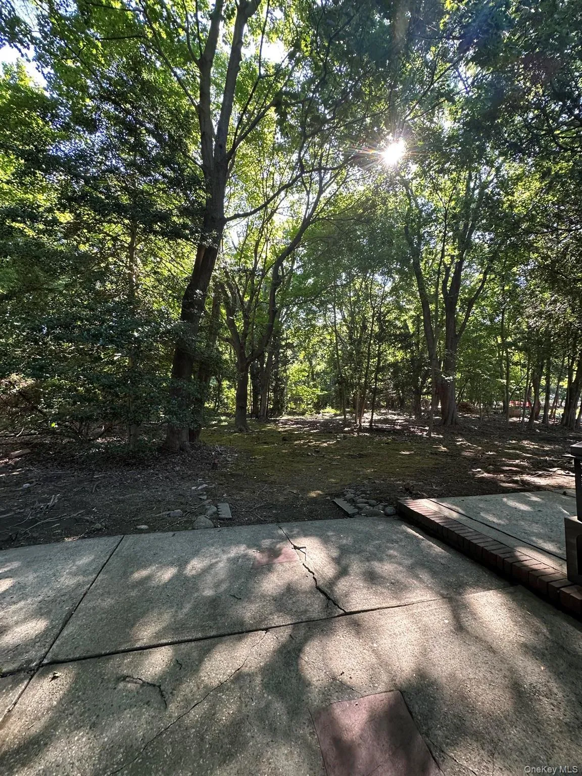 10 Moonedge Road, Huntington, NY, 4 Bedrooms Bedrooms, 9 Rooms Rooms,3 BathroomsBathrooms,Residential,For Rent,Moonedge,0,1046829 10 Moonedge Road, Huntington, NY, 4 Bedrooms Bedrooms, 9 Rooms Rooms,3 BathroomsBathrooms,Residential,For Rent,Moonedge,0,1046829