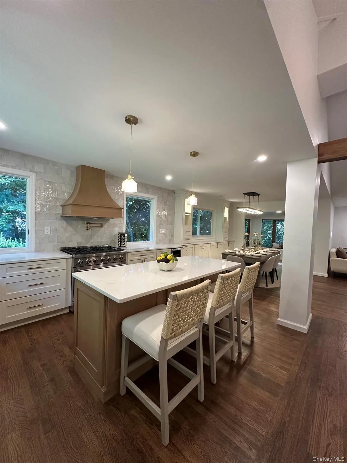 10 Moonedge Road, Huntington, NY, 4 Bedrooms Bedrooms, 9 Rooms Rooms,3 BathroomsBathrooms,Residential,For Rent,Moonedge,0,1046829 10 Moonedge Road, Huntington, NY, 4 Bedrooms Bedrooms, 9 Rooms Rooms,3 BathroomsBathrooms,Residential,For Rent,Moonedge,0,1046829