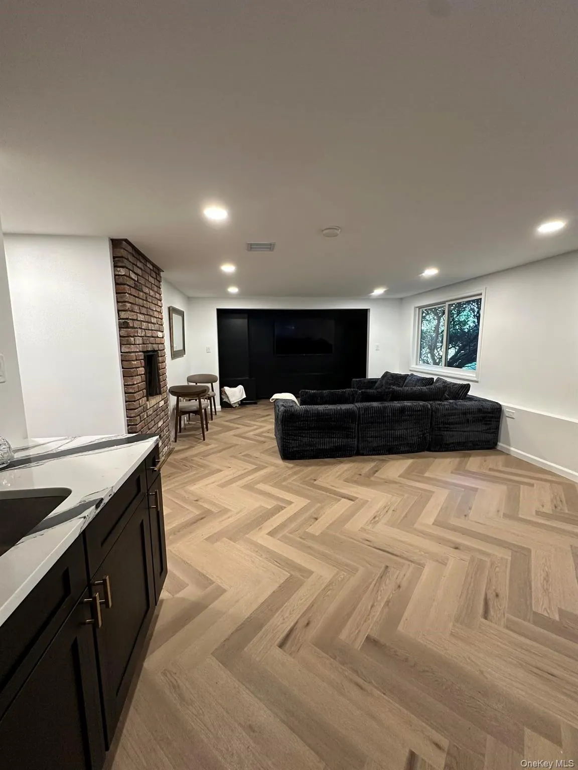 10 Moonedge Road, Huntington, NY, 4 Bedrooms Bedrooms, 9 Rooms Rooms,3 BathroomsBathrooms,Residential,For Rent,Moonedge,0,1046829 10 Moonedge Road, Huntington, NY, 4 Bedrooms Bedrooms, 9 Rooms Rooms,3 BathroomsBathrooms,Residential,For Rent,Moonedge,0,1046829