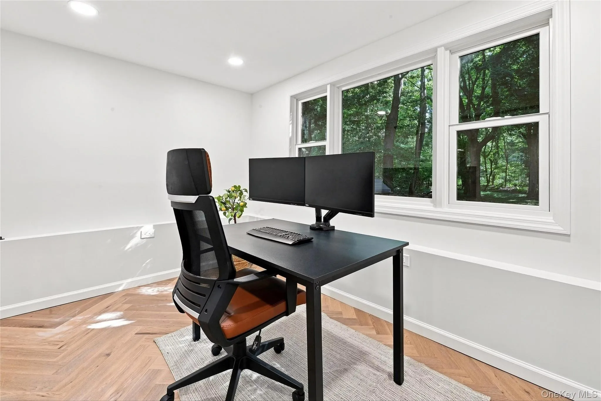 10 Moonedge Road, Huntington, NY, 4 Bedrooms Bedrooms, 9 Rooms Rooms,3 BathroomsBathrooms,Residential,For Rent,Moonedge,0,1046829 10 Moonedge Road, Huntington, NY, 4 Bedrooms Bedrooms, 9 Rooms Rooms,3 BathroomsBathrooms,Residential,For Rent,Moonedge,0,1046829