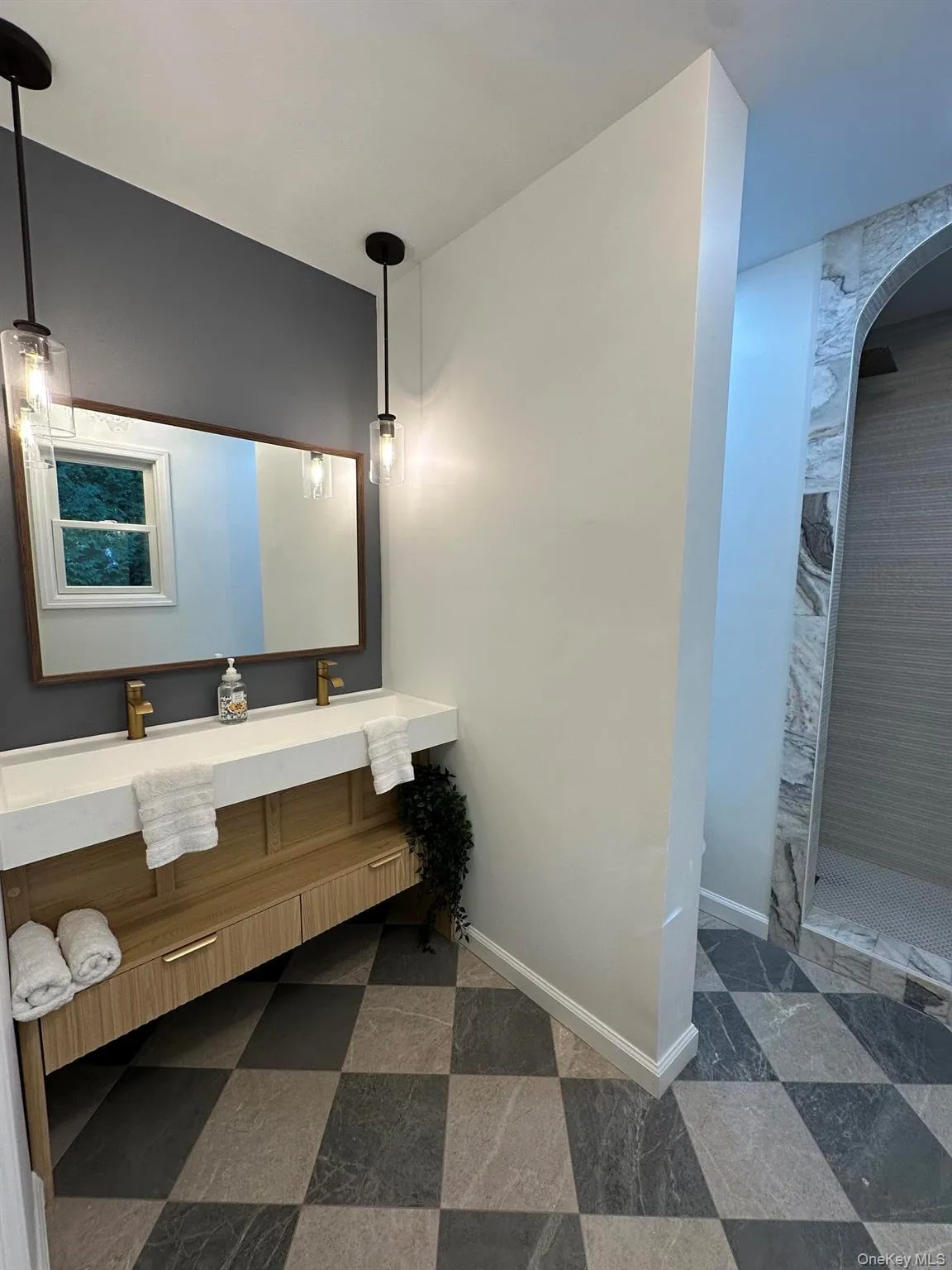 10 Moonedge Road, Huntington, NY, 4 Bedrooms Bedrooms, 9 Rooms Rooms,3 BathroomsBathrooms,Residential,For Rent,Moonedge,0,1046829 10 Moonedge Road, Huntington, NY, 4 Bedrooms Bedrooms, 9 Rooms Rooms,3 BathroomsBathrooms,Residential,For Rent,Moonedge,0,1046829