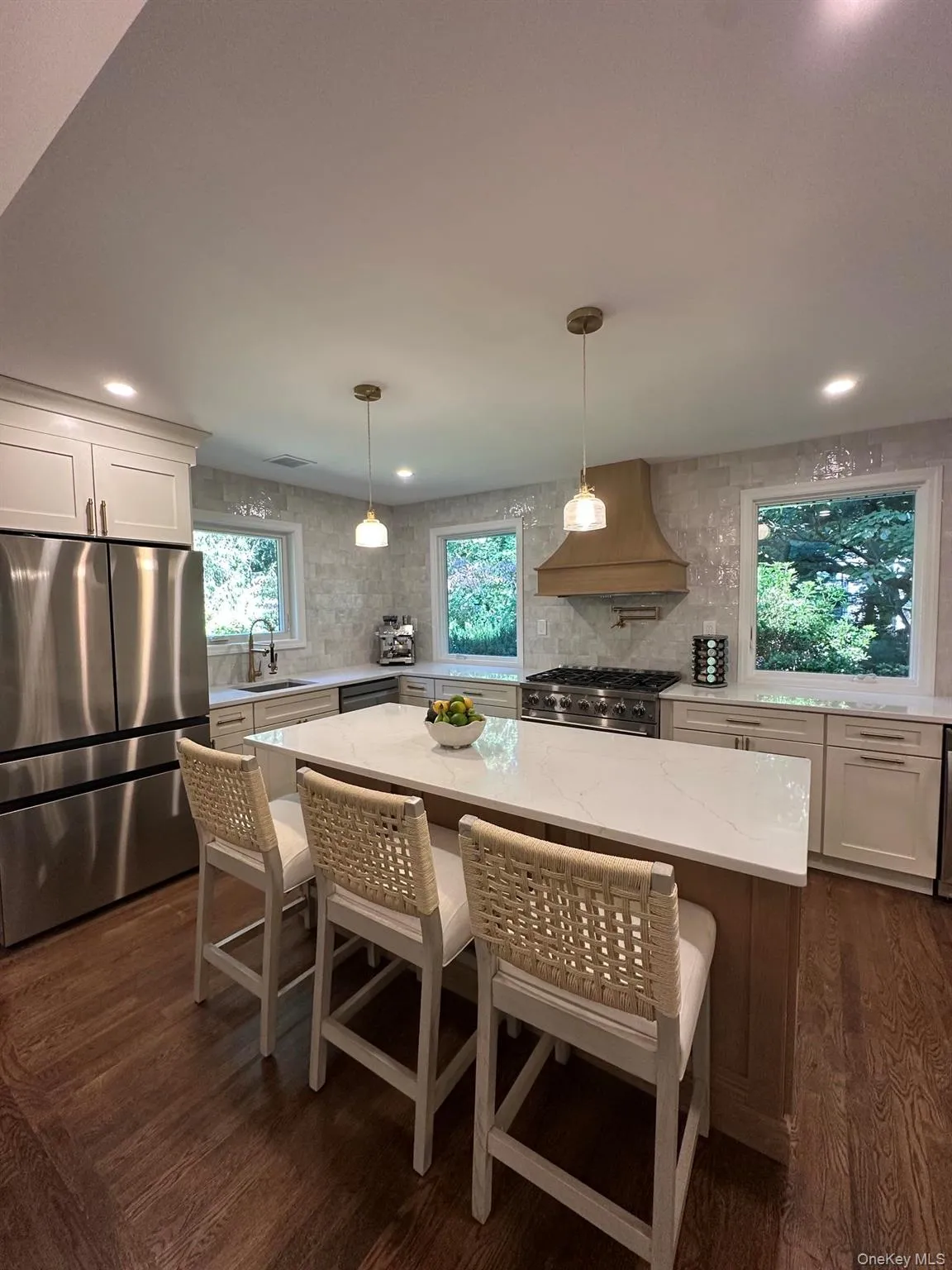 10 Moonedge Road, Huntington, NY, 4 Bedrooms Bedrooms, 9 Rooms Rooms,3 BathroomsBathrooms,Residential,For Rent,Moonedge,0,1046829 10 Moonedge Road, Huntington, NY, 4 Bedrooms Bedrooms, 9 Rooms Rooms,3 BathroomsBathrooms,Residential,For Rent,Moonedge,0,1046829