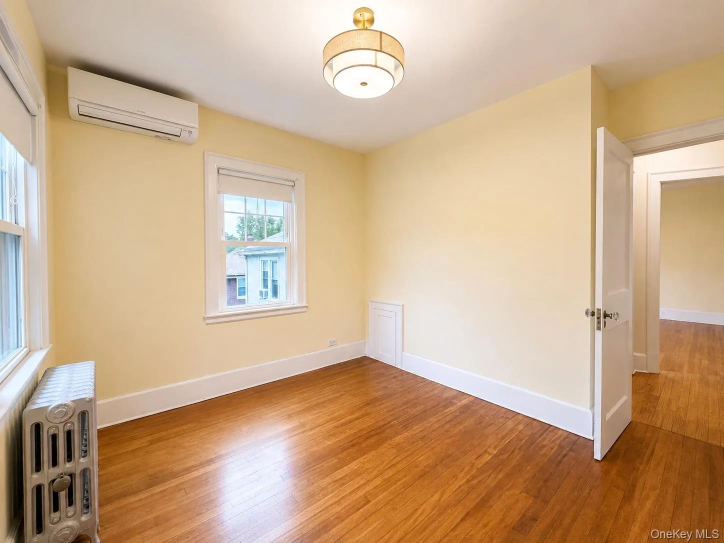 42 Crestview Street, New Rochelle, NY, 3 Bedrooms Bedrooms, 6 Rooms Rooms,1 BathroomBathrooms,Residential Lease,For Rent,Crestview,0,1046834 42 Crestview Street, New Rochelle, NY, 3 Bedrooms Bedrooms, 6 Rooms Rooms,1 BathroomBathrooms,Residential Lease,For Rent,Crestview,0,1046834