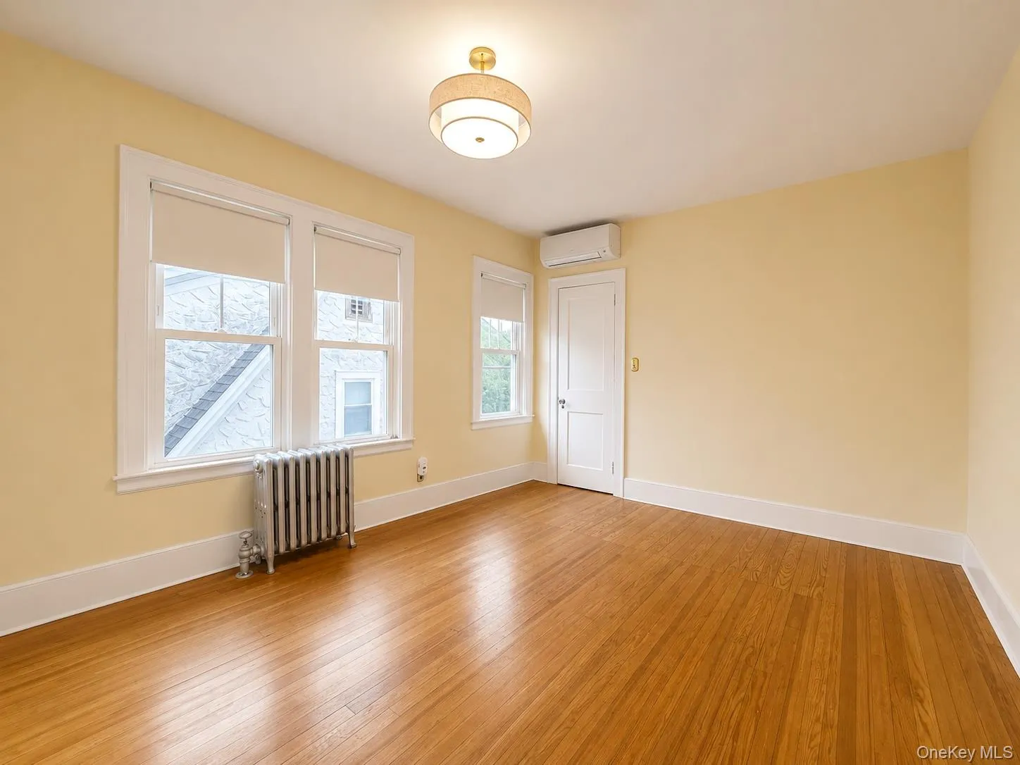 42 Crestview Street, New Rochelle, NY, 3 Bedrooms Bedrooms, 6 Rooms Rooms,1 BathroomBathrooms,Residential Lease,For Rent,Crestview,0,1046834 42 Crestview Street, New Rochelle, NY, 3 Bedrooms Bedrooms, 6 Rooms Rooms,1 BathroomBathrooms,Residential Lease,For Rent,Crestview,0,1046834