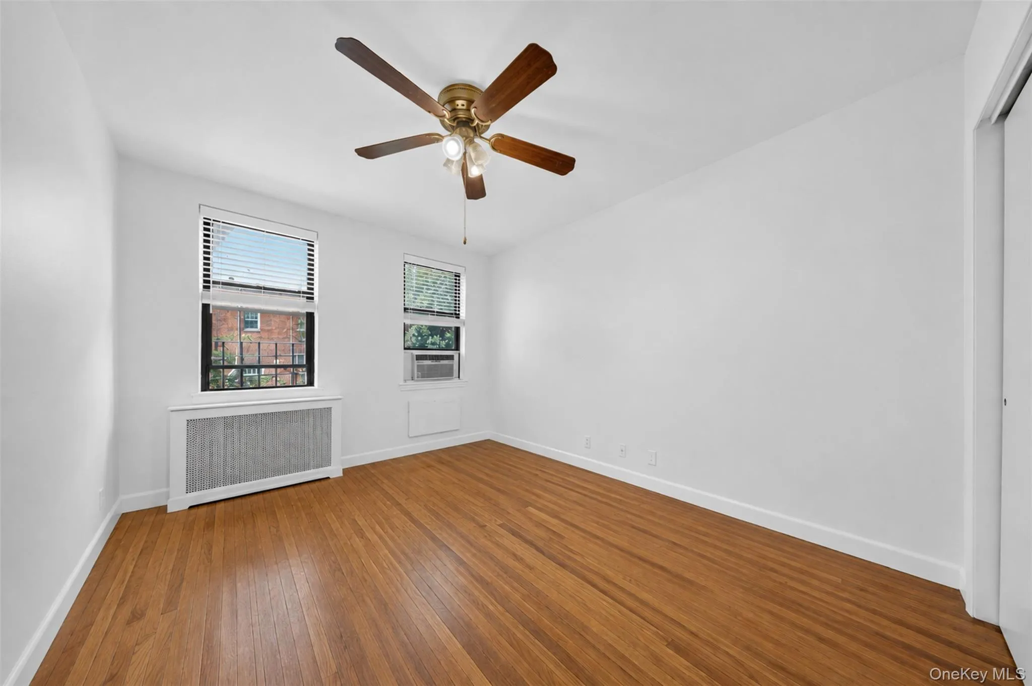 47-22 215th Pl, New York, NY, 2 Bedrooms Bedrooms, 5 Rooms Rooms,1 BathroomBathrooms,Residential,For Rent,215th Pl,0,1046836 47-22 215th Pl, New York, NY, 2 Bedrooms Bedrooms, 5 Rooms Rooms,1 BathroomBathrooms,Residential,For Rent,215th Pl,0,1046836