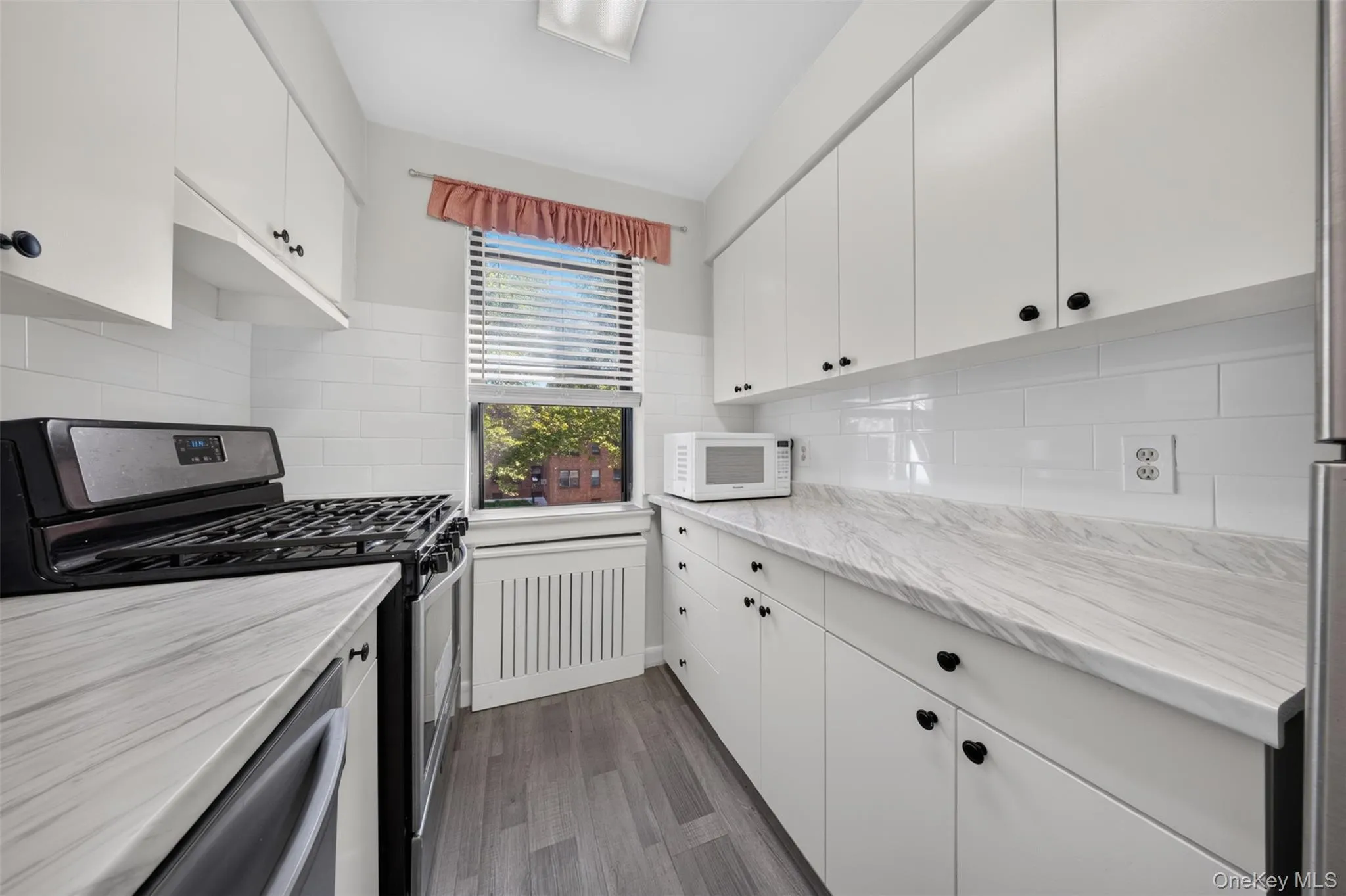47-22 215th Pl, New York, NY, 2 Bedrooms Bedrooms, 5 Rooms Rooms,1 BathroomBathrooms,Residential,For Rent,215th Pl,0,1046836 47-22 215th Pl, New York, NY, 2 Bedrooms Bedrooms, 5 Rooms Rooms,1 BathroomBathrooms,Residential,For Rent,215th Pl,0,1046836