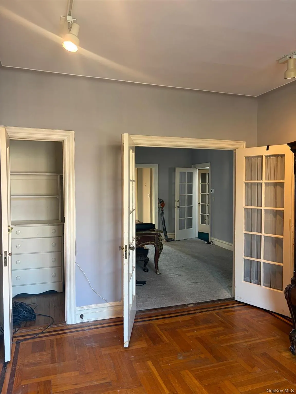 3134 79th Street, New York, NY, 3 Bedrooms Bedrooms, 5 Rooms Rooms,1 BathroomBathrooms,Residential Lease,For Rent,79th,0,1046839 3134 79th Street, New York, NY, 3 Bedrooms Bedrooms, 5 Rooms Rooms,1 BathroomBathrooms,Residential Lease,For Rent,79th,0,1046839