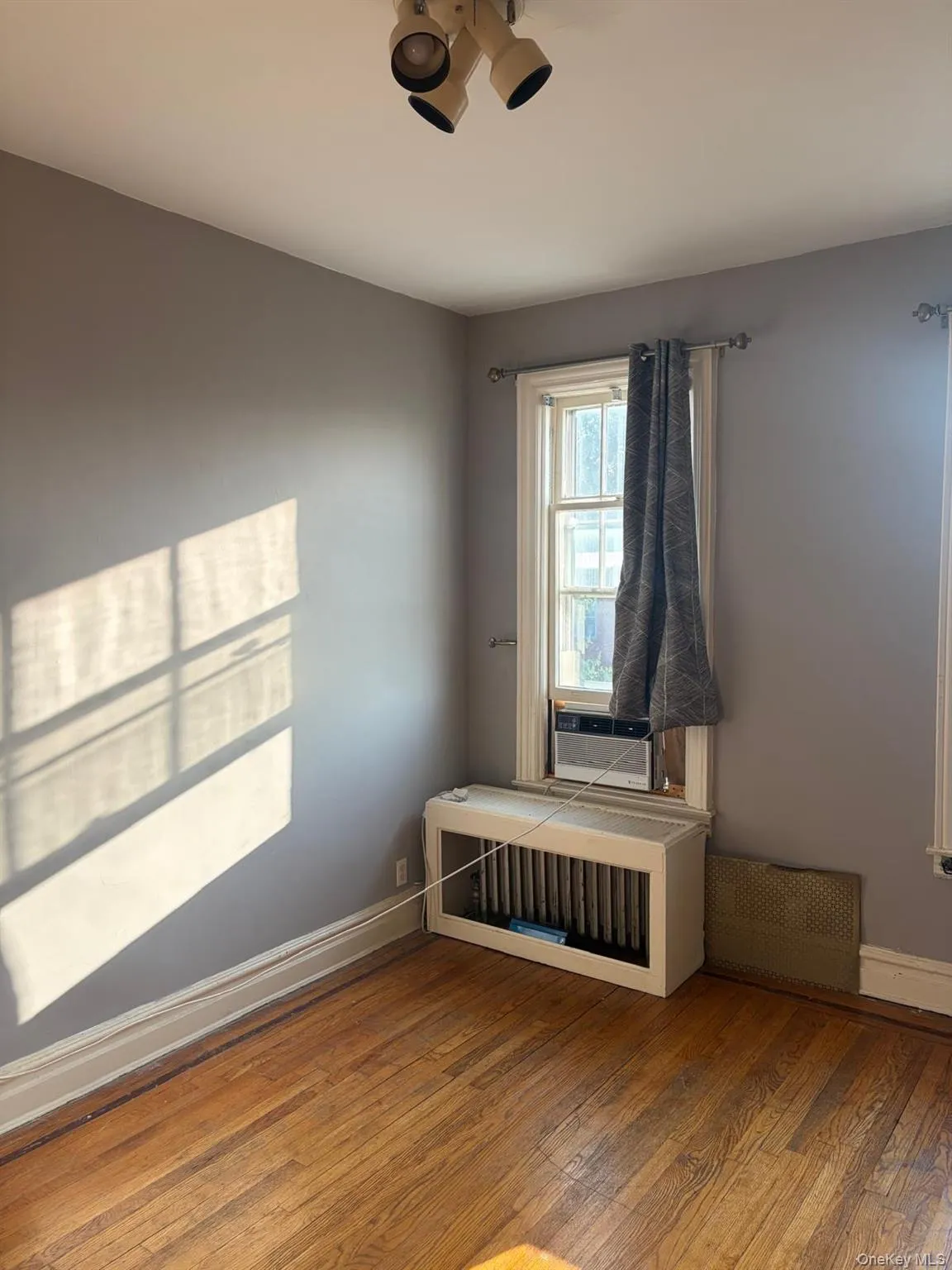 3134 79th Street, New York, NY, 3 Bedrooms Bedrooms, 5 Rooms Rooms,1 BathroomBathrooms,Residential Lease,For Rent,79th,0,1046839 3134 79th Street, New York, NY, 3 Bedrooms Bedrooms, 5 Rooms Rooms,1 BathroomBathrooms,Residential Lease,For Rent,79th,0,1046839