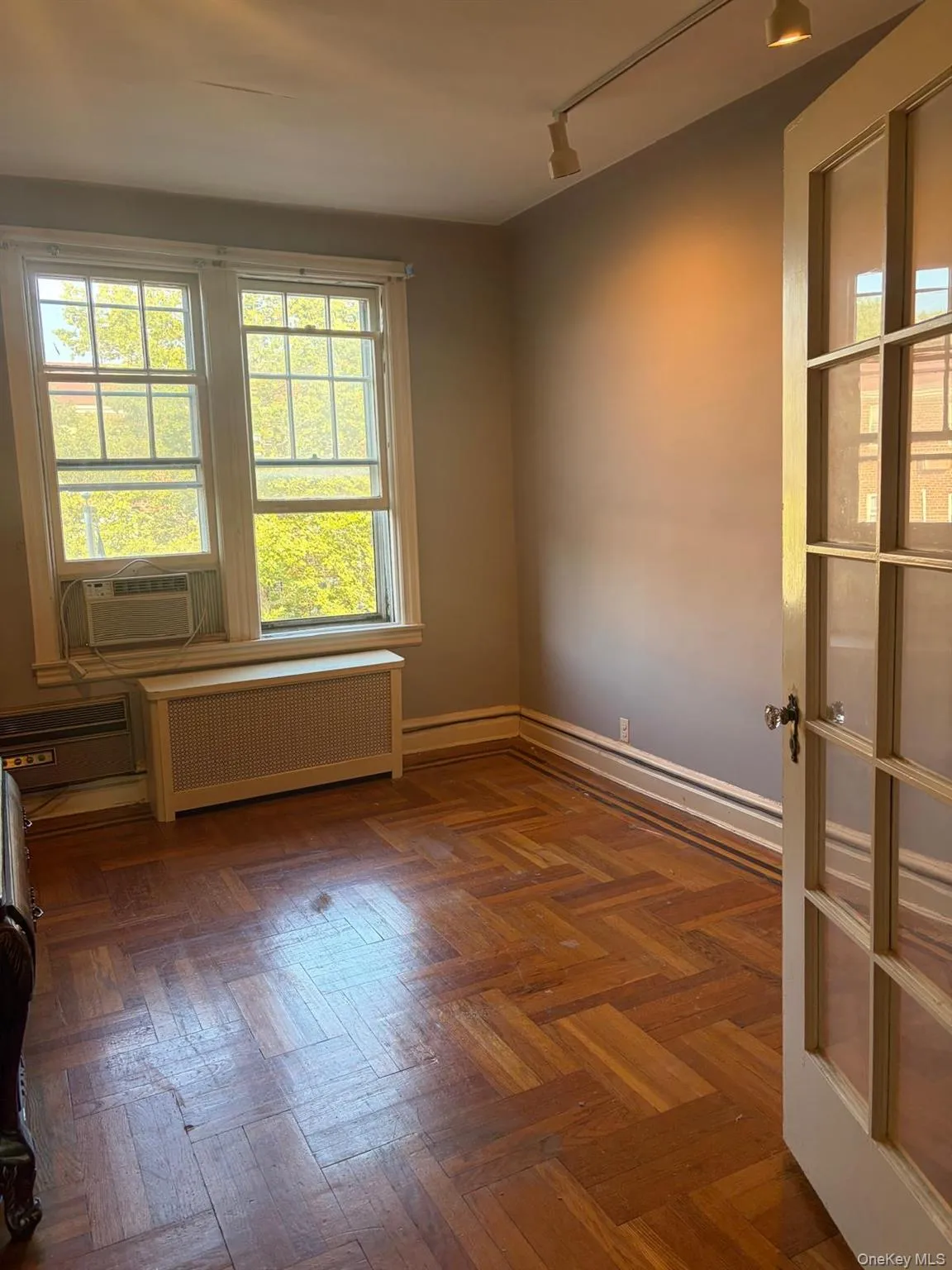 3134 79th Street, New York, NY, 3 Bedrooms Bedrooms, 5 Rooms Rooms,1 BathroomBathrooms,Residential Lease,For Rent,79th,0,1046839 3134 79th Street, New York, NY, 3 Bedrooms Bedrooms, 5 Rooms Rooms,1 BathroomBathrooms,Residential Lease,For Rent,79th,0,1046839
