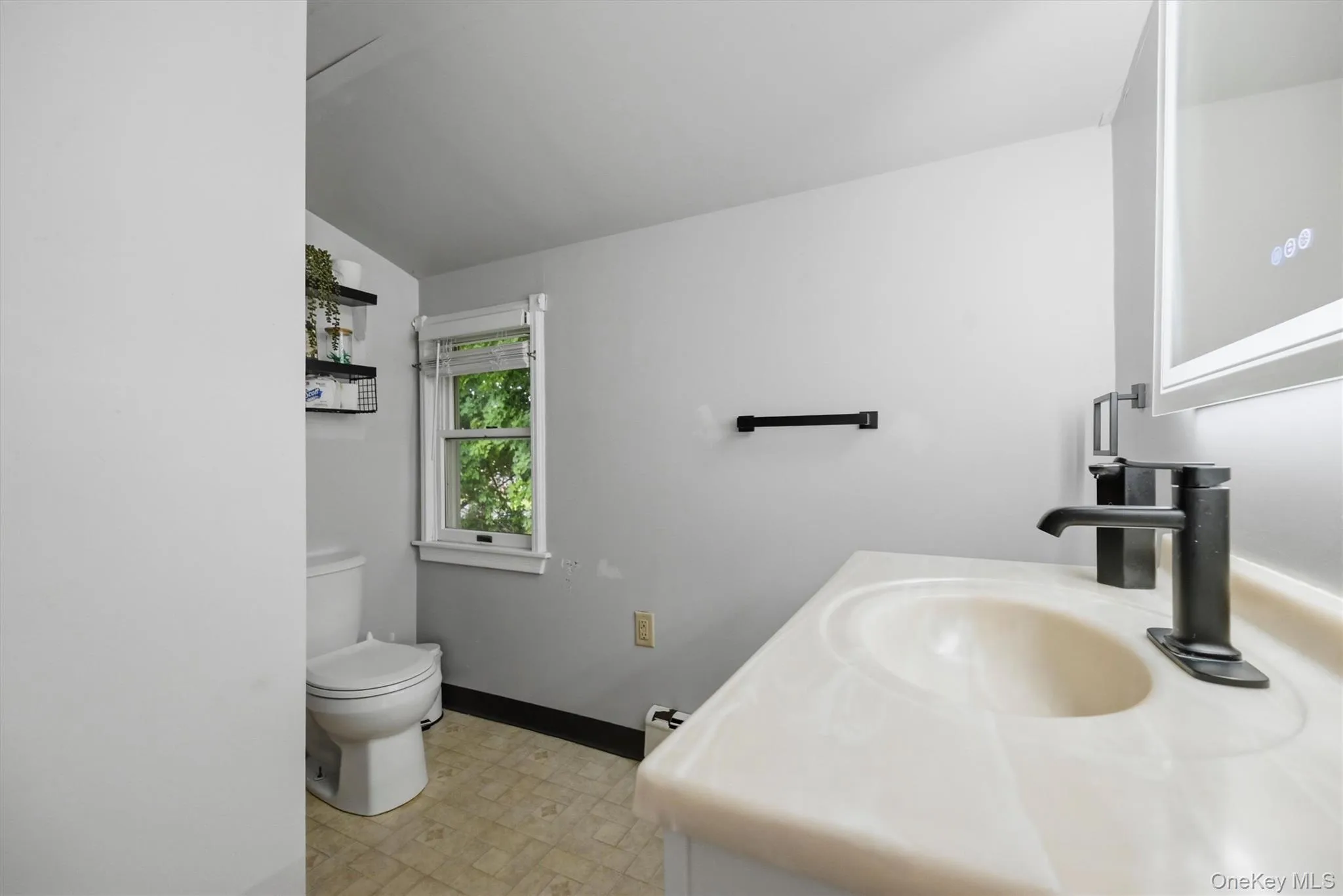 56 Main Street, Minisink, NY, 3 Bedrooms Bedrooms, 5 Rooms Rooms,2 BathroomsBathrooms,Residential,For Rent,Main,0,1046846 56 Main Street, Minisink, NY, 3 Bedrooms Bedrooms, 5 Rooms Rooms,2 BathroomsBathrooms,Residential,For Rent,Main,0,1046846