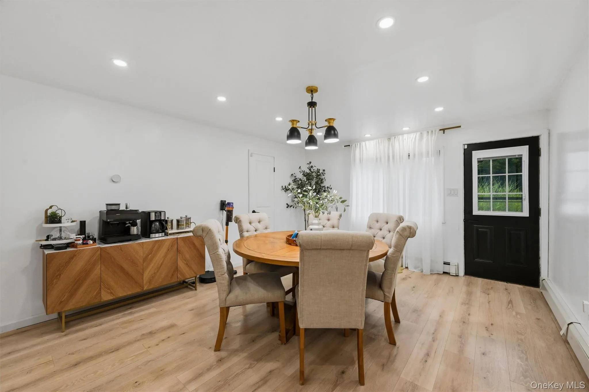 56 Main Street, Minisink, NY, 3 Bedrooms Bedrooms, 5 Rooms Rooms,2 BathroomsBathrooms,Residential,For Rent,Main,0,1046846 56 Main Street, Minisink, NY, 3 Bedrooms Bedrooms, 5 Rooms Rooms,2 BathroomsBathrooms,Residential,For Rent,Main,0,1046846