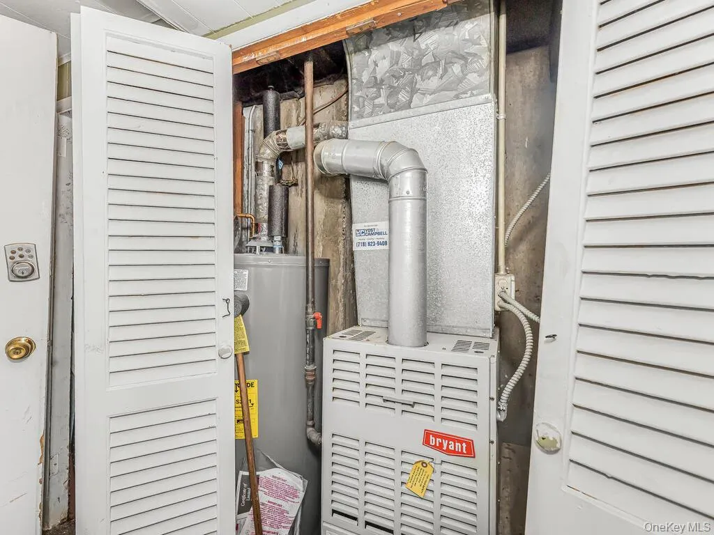 2951 Kingsland Avenue, New York, NY, 4 Bedrooms Bedrooms, 4 Rooms Rooms,3 BathroomsBathrooms,Residential,For Rent,Kingsland,0,1046847 2951 Kingsland Avenue, New York, NY, 4 Bedrooms Bedrooms, 4 Rooms Rooms,3 BathroomsBathrooms,Residential,For Rent,Kingsland,0,1046847