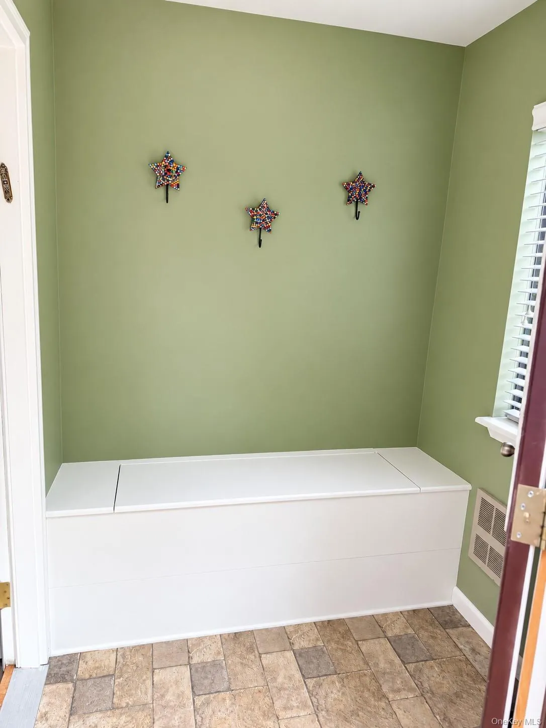 6 Water Lilly Lane, Thompson, NY, 3 Bedrooms Bedrooms, 5 Rooms Rooms,3 BathroomsBathrooms,Residential,For Rent,Water Lilly,0,1046848 6 Water Lilly Lane, Thompson, NY, 3 Bedrooms Bedrooms, 5 Rooms Rooms,3 BathroomsBathrooms,Residential,For Rent,Water Lilly,0,1046848