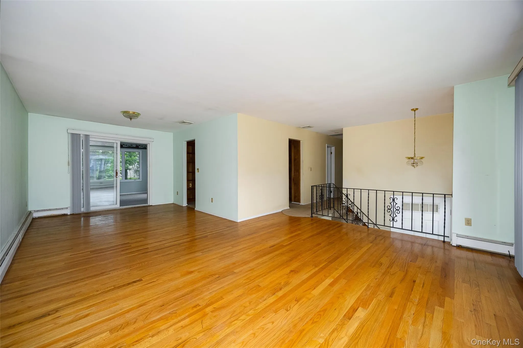 19 Tor Road, Wappinger, NY, 3 Bedrooms Bedrooms, 7 Rooms Rooms,2 BathroomsBathrooms,Residential,For Rent,Tor,0,1046851 19 Tor Road, Wappinger, NY, 3 Bedrooms Bedrooms, 7 Rooms Rooms,2 BathroomsBathrooms,Residential,For Rent,Tor,0,1046851