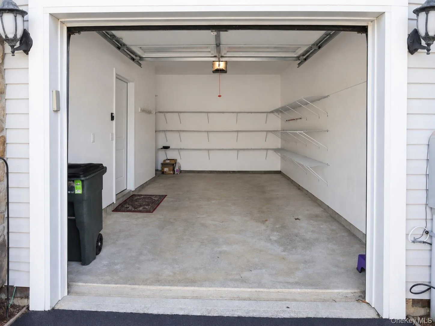 41 Greentree Court, Brookhaven, NY, 2 Bedrooms Bedrooms, 5 Rooms Rooms,2 BathroomsBathrooms,Residential,For Rent,Greentree,0,1046853 41 Greentree Court, Brookhaven, NY, 2 Bedrooms Bedrooms, 5 Rooms Rooms,2 BathroomsBathrooms,Residential,For Rent,Greentree,0,1046853
