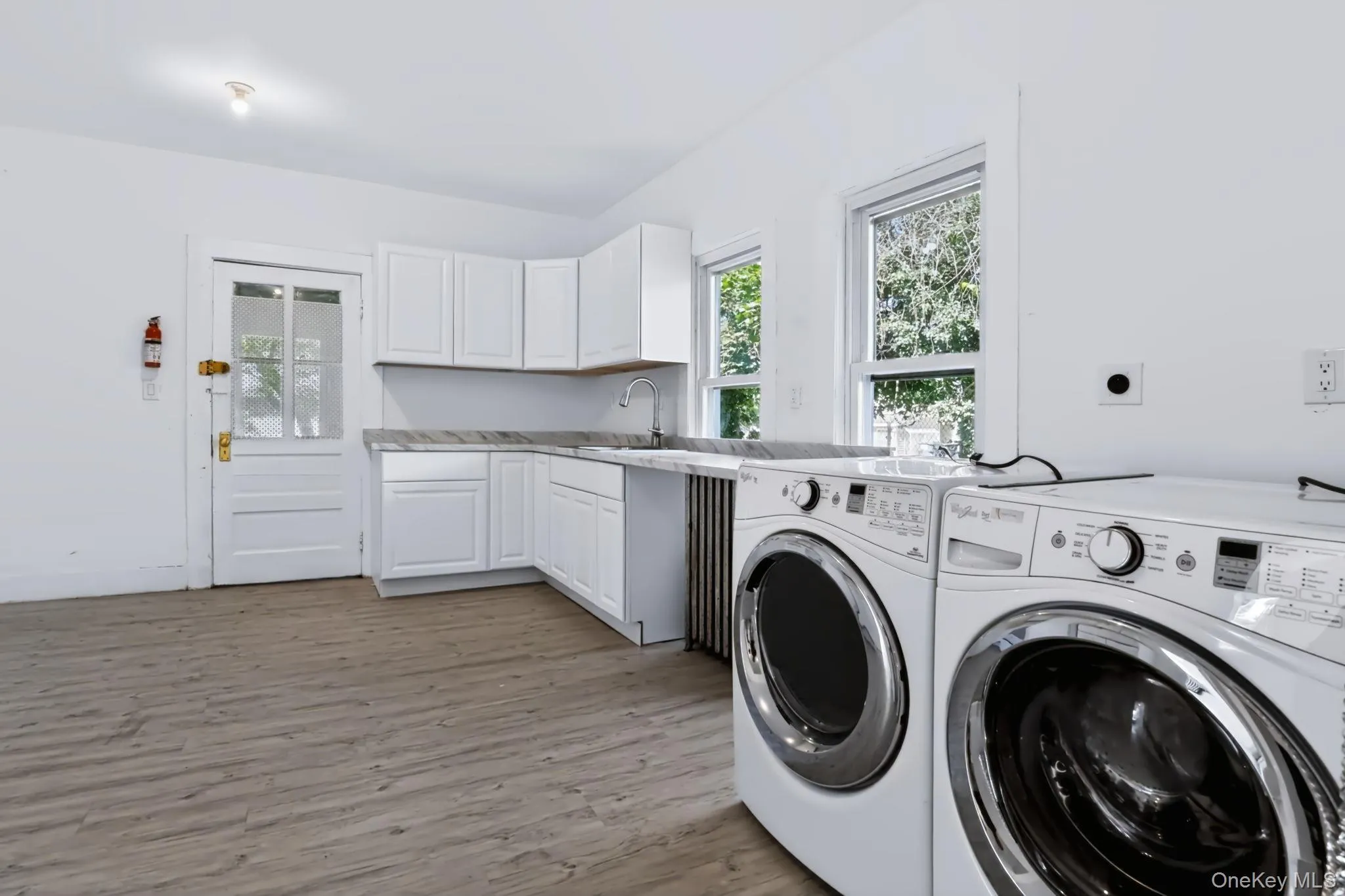 Washer/Dryer Washer/Dryer