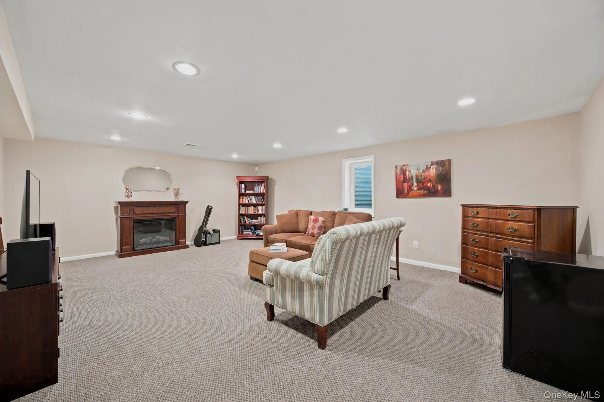 154 Celler Avenue, North Hempstead, NY, 3 Bedrooms Bedrooms, 8 Rooms Rooms,3 BathroomsBathrooms,Residential,For Rent,Celler,0,1046862 154 Celler Avenue, North Hempstead, NY, 3 Bedrooms Bedrooms, 8 Rooms Rooms,3 BathroomsBathrooms,Residential,For Rent,Celler,0,1046862