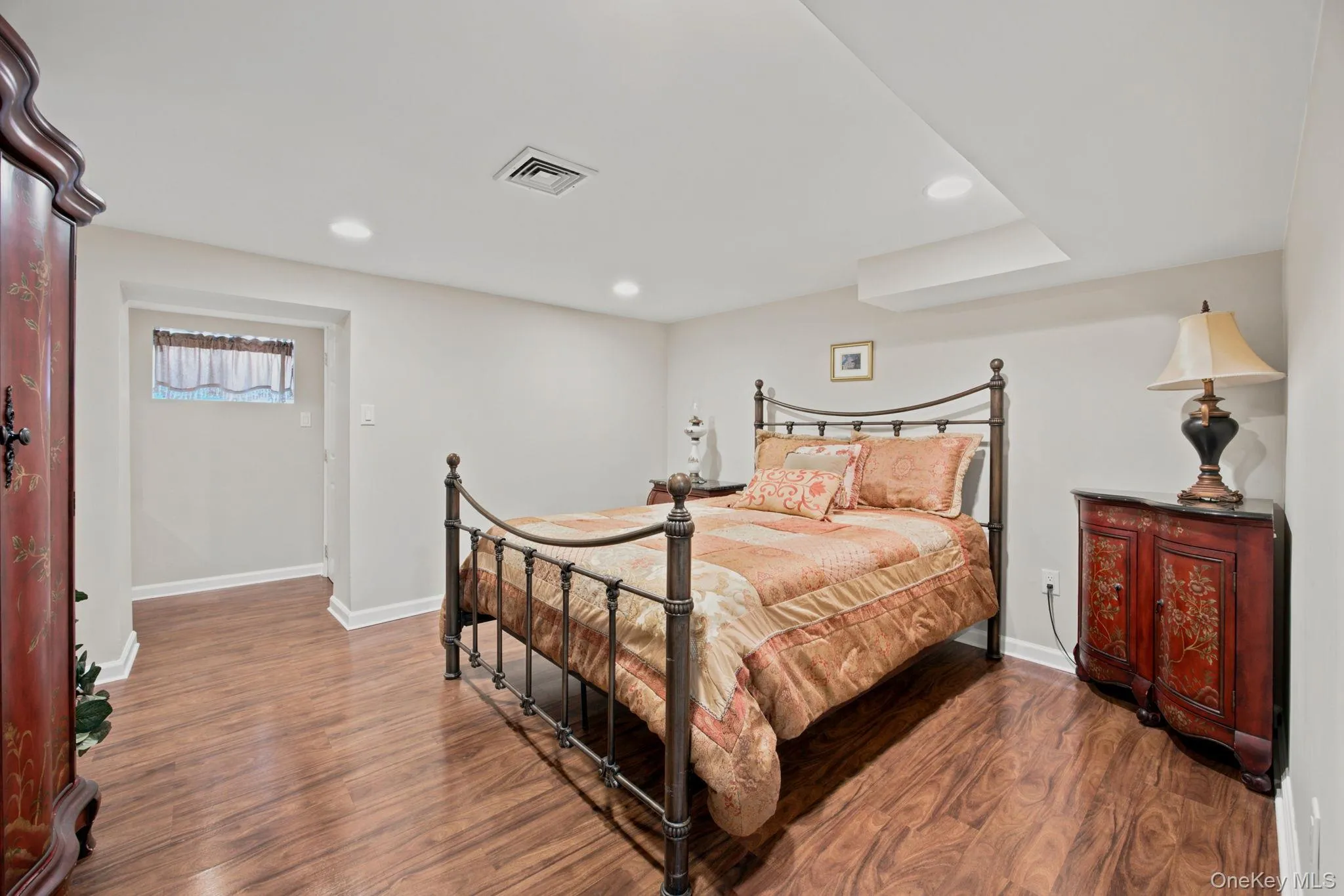 154 Celler Avenue, North Hempstead, NY, 3 Bedrooms Bedrooms, 8 Rooms Rooms,3 BathroomsBathrooms,Residential,For Rent,Celler,0,1046862 154 Celler Avenue, North Hempstead, NY, 3 Bedrooms Bedrooms, 8 Rooms Rooms,3 BathroomsBathrooms,Residential,For Rent,Celler,0,1046862