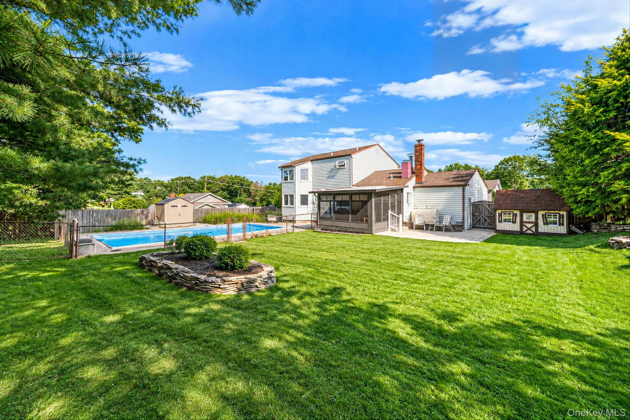 4 Rolling Hills Drive, Brookhaven, NY, 3 Bedrooms Bedrooms, 7 Rooms Rooms,1 BathroomBathrooms,Residential,For Rent,Rolling Hills,0,1046863 4 Rolling Hills Drive, Brookhaven, NY, 3 Bedrooms Bedrooms, 7 Rooms Rooms,1 BathroomBathrooms,Residential,For Rent,Rolling Hills,0,1046863