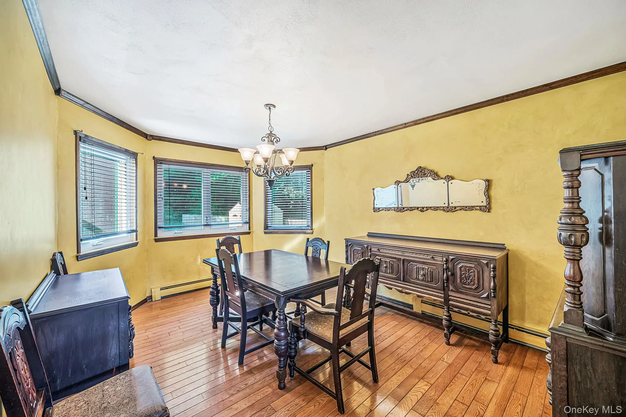 4 Rolling Hills Drive, Brookhaven, NY, 3 Bedrooms Bedrooms, 7 Rooms Rooms,1 BathroomBathrooms,Residential,For Rent,Rolling Hills,0,1046863 4 Rolling Hills Drive, Brookhaven, NY, 3 Bedrooms Bedrooms, 7 Rooms Rooms,1 BathroomBathrooms,Residential,For Rent,Rolling Hills,0,1046863