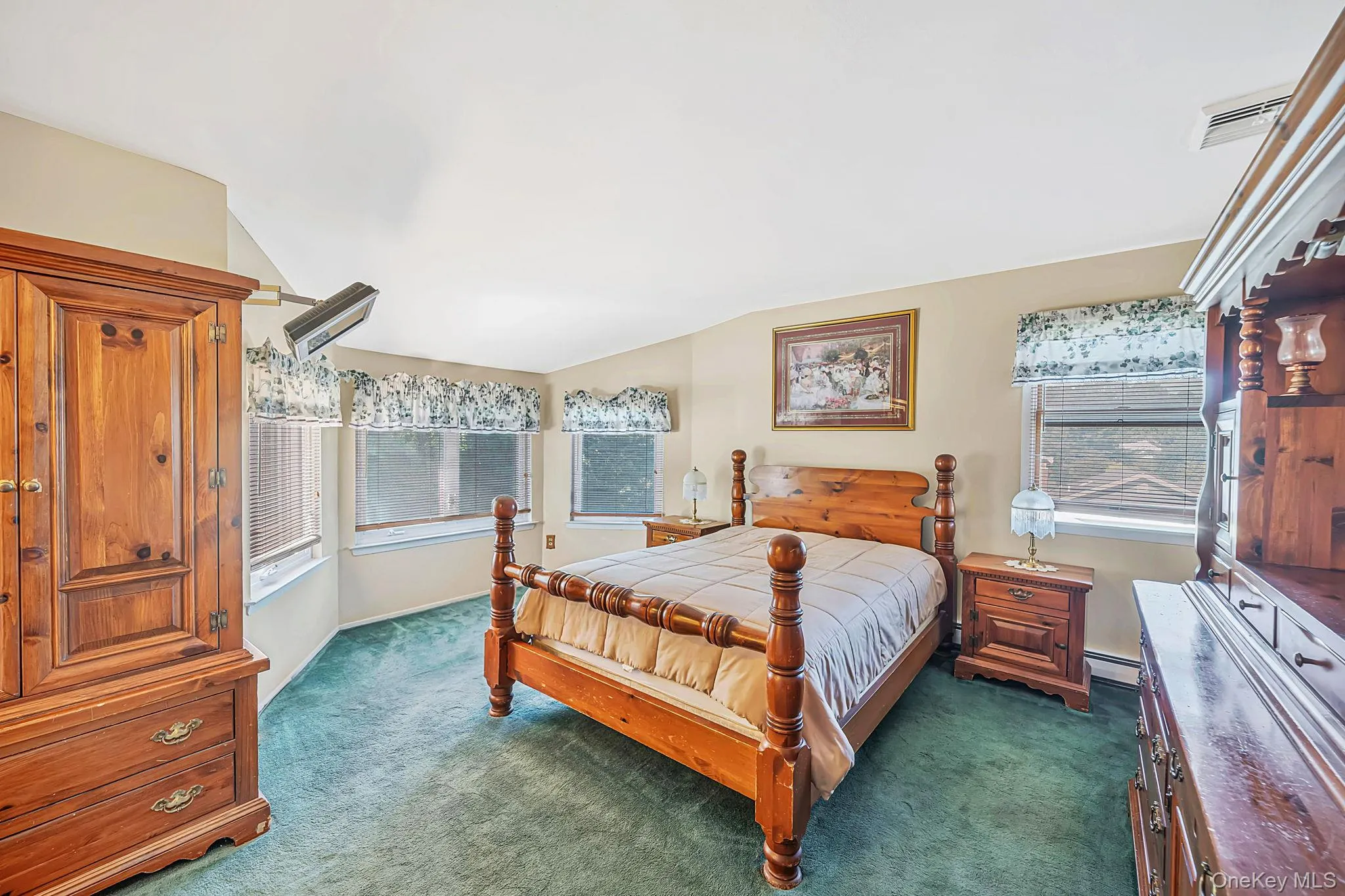 4 Rolling Hills Drive, Brookhaven, NY, 3 Bedrooms Bedrooms, 7 Rooms Rooms,1 BathroomBathrooms,Residential,For Rent,Rolling Hills,0,1046863 4 Rolling Hills Drive, Brookhaven, NY, 3 Bedrooms Bedrooms, 7 Rooms Rooms,1 BathroomBathrooms,Residential,For Rent,Rolling Hills,0,1046863