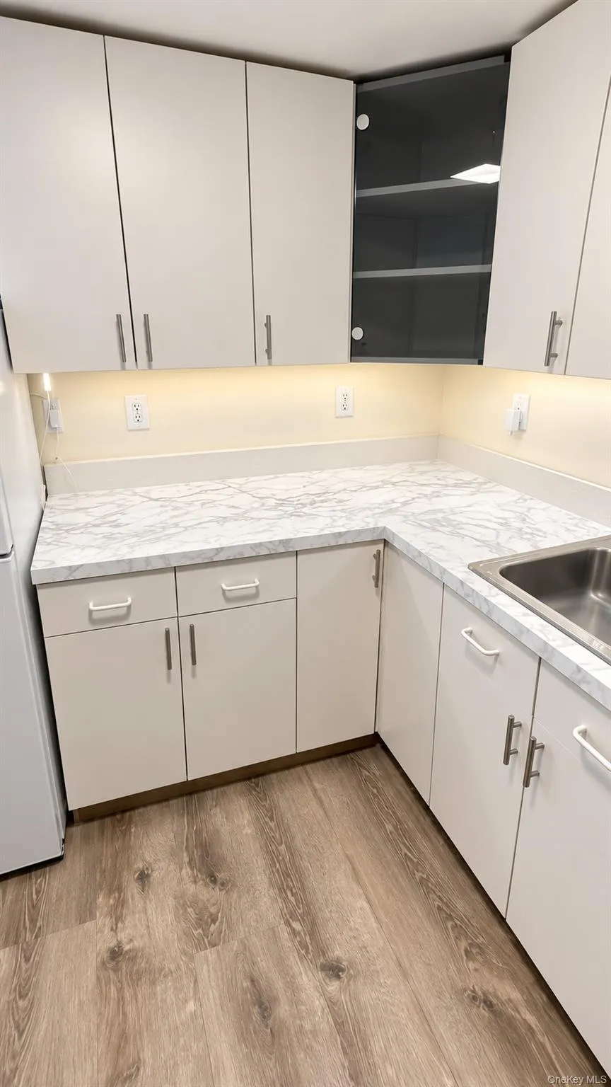 10 Pickwick Drive, Oyster Bay, NY, 4 Bedrooms Bedrooms, 10 Rooms Rooms,2 BathroomsBathrooms,Residential Lease,For Rent,Pickwick,0,1046866 10 Pickwick Drive, Oyster Bay, NY, 4 Bedrooms Bedrooms, 10 Rooms Rooms,2 BathroomsBathrooms,Residential Lease,For Rent,Pickwick,0,1046866