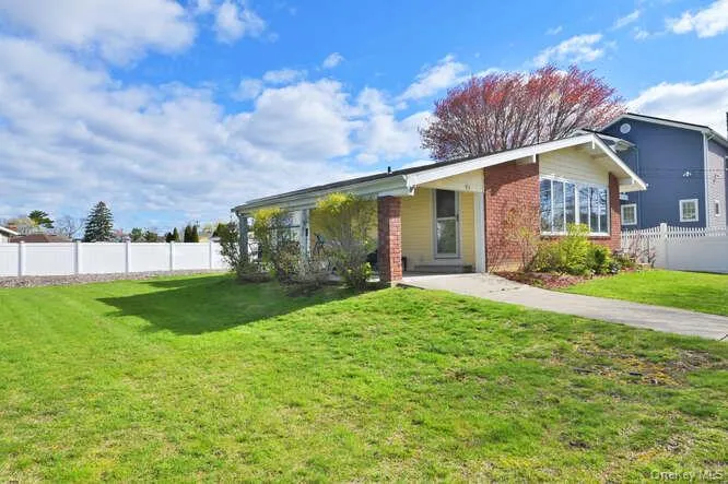 10 Pickwick Drive, Oyster Bay, NY, 4 Bedrooms Bedrooms, 10 Rooms Rooms,2 BathroomsBathrooms,Residential Lease,For Rent,Pickwick,0,1046866 10 Pickwick Drive, Oyster Bay, NY, 4 Bedrooms Bedrooms, 10 Rooms Rooms,2 BathroomsBathrooms,Residential Lease,For Rent,Pickwick,0,1046866